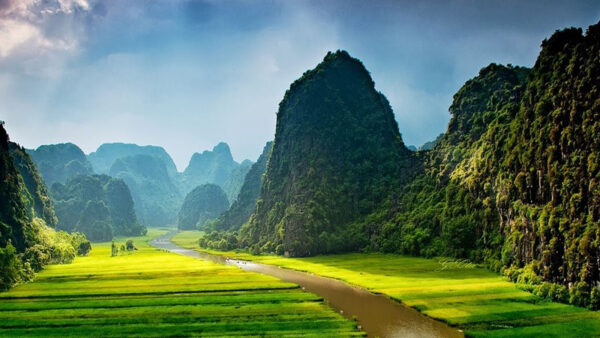 Hoa Lu - Hang Mua - Tam Coc Tourism Area