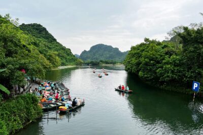 Hoa Lu - Tam Coc - Mua Cave - Trang An Tour