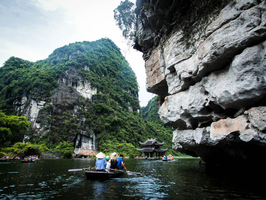 Hoa Lu - Trang An - Bich Dong - Van Long tour 2 days 1 night