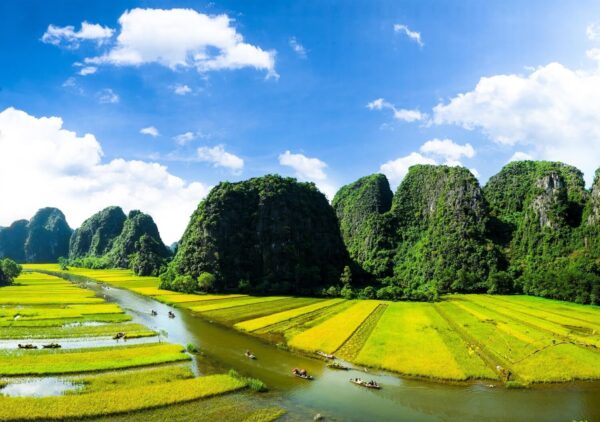 Introducing the 2-Day 1-Night Bai Dinh - Trang An - Hoa Lu - Tam Coc - Hang Mua Tour