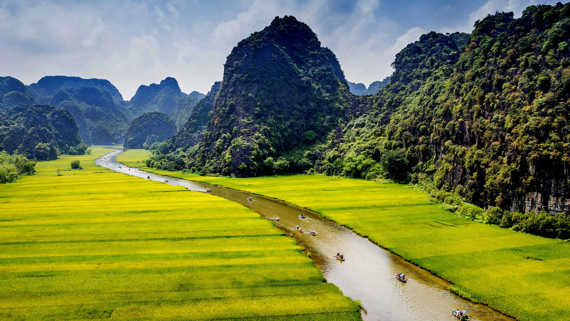 Tam Coc - Hang Mua - Bai Dinh - Trang An tour 2 days 1 night