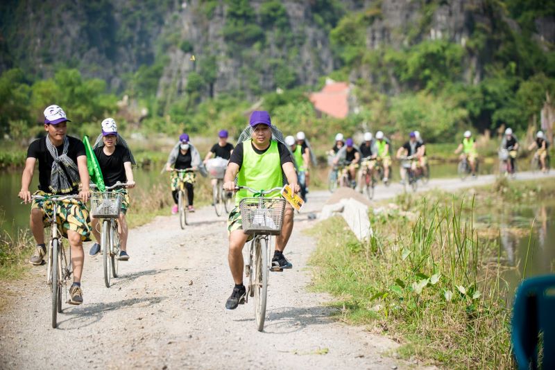 biking-through-ninh-binh-8