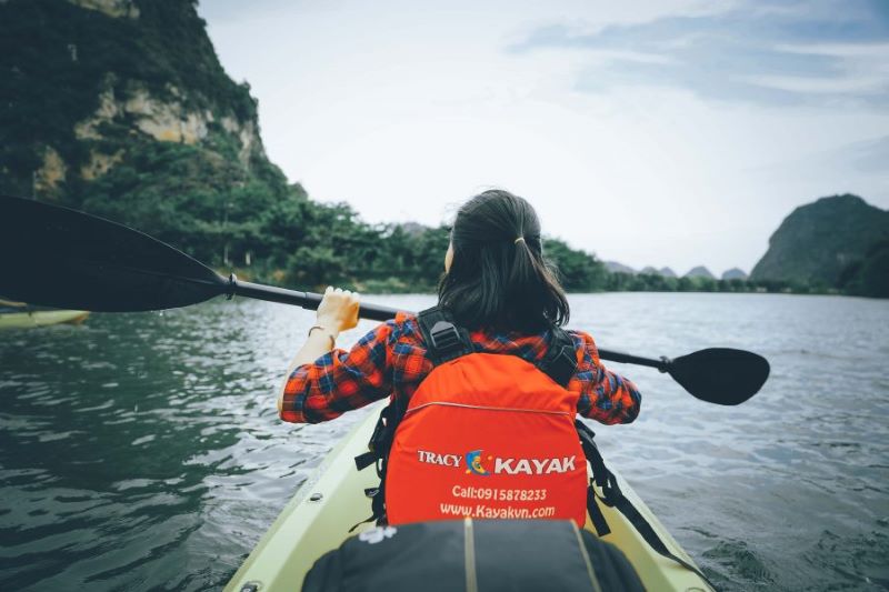 kayaking-in-ninh-binh-8